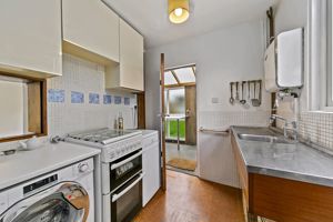 Kitchen- click for photo gallery